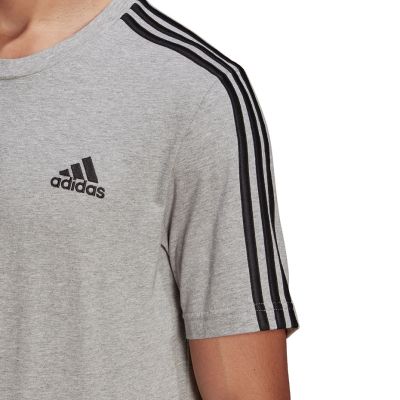 17. Koszulka adidas Essentials M GL3735