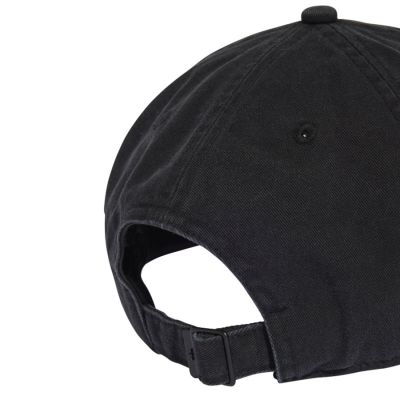 4. Czapka adidas Tiro Dad JY8000