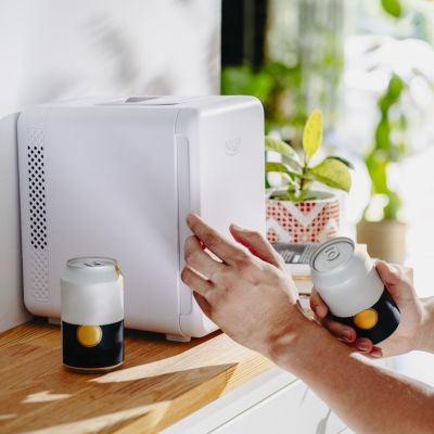 16. Mini lodówka ADLER AD 8084w biała