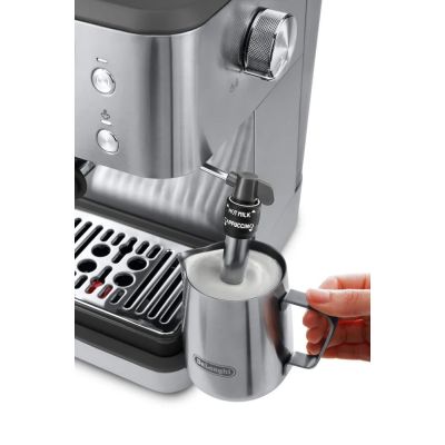 11. De’Longhi Linea Classic Półautomatyczny Ekspres do espresso 1,7 l