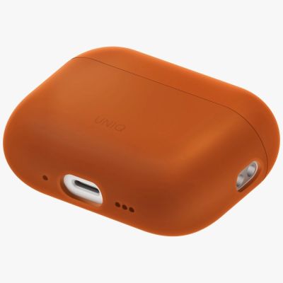 2. Etui UNIQ Lino Silicone na AirPods Pro 3 - pomarańczowe