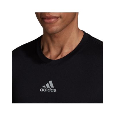 5. Koszulka adidas TechFit Warm M H23120