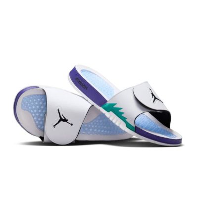 4. Klapki sportowe męskie Air Jordan Hydro V Retro - 555501-103