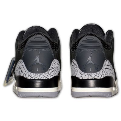 5. Buty Sportowe Air Jordan 3 Retro Off Noir - CK9246-001
