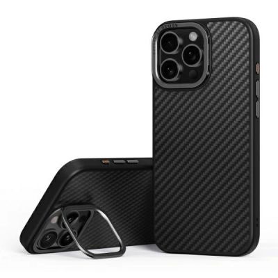 3. Etui UNIQ Keva Max Magclick Charging na iPhone 16 Pro Max - czarne