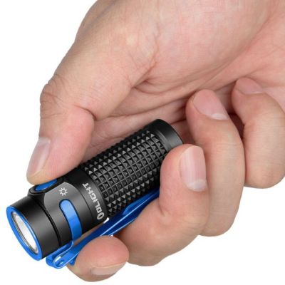 4. Latarka klasyczna LED Olight Baton 4 1300lm 170m