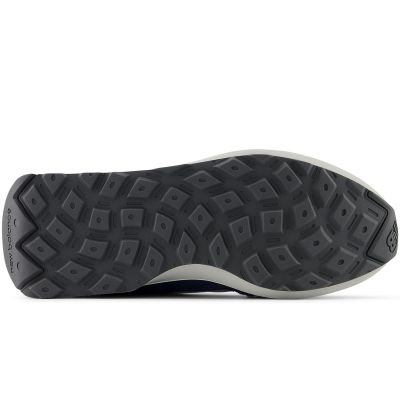 4. New Balance unisex buty sportowe U370AG