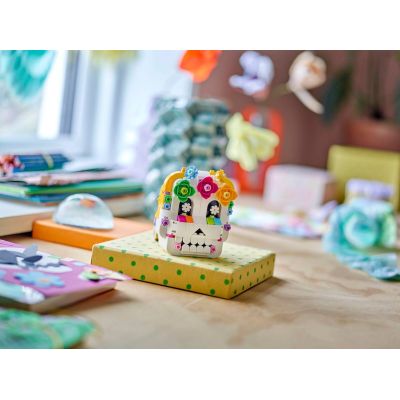 6. LEGO Inne 40811 - Ołtarz dla zmarłych