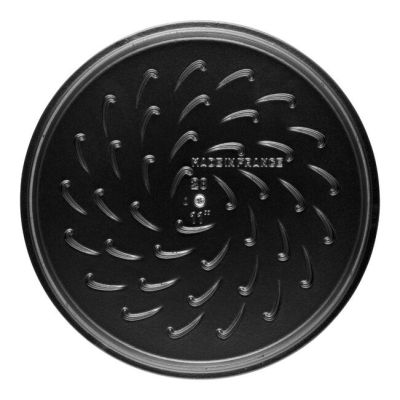 5. Głęboka patelnia z pokrywką STAUB 28 cm 40511-474-0
