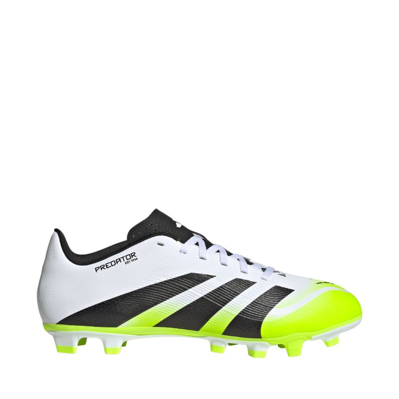 7. Buty piłkarskie adidas Predator Club FG/MG JH8847