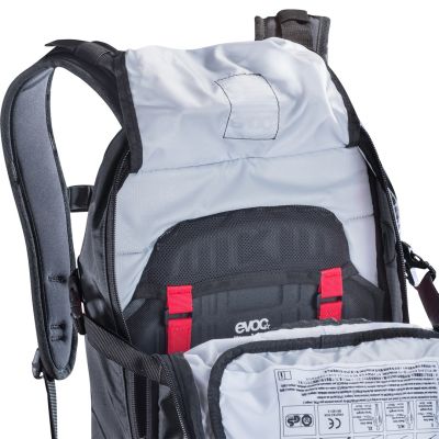 6. EVOC FR Enduro Blackline plecak Czarny Nylon