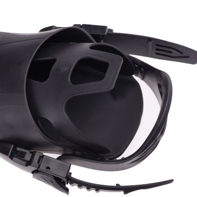 7. Zestaw do nurkowania NELTA SET