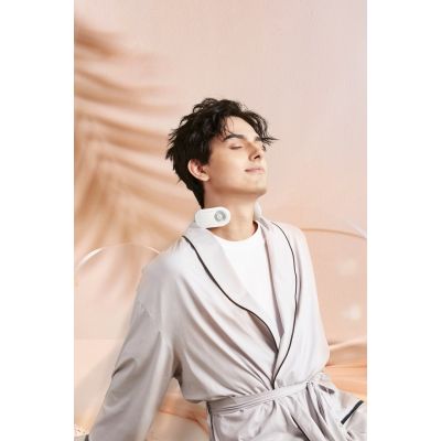 21. Masażer szyi biały 4098E SKG