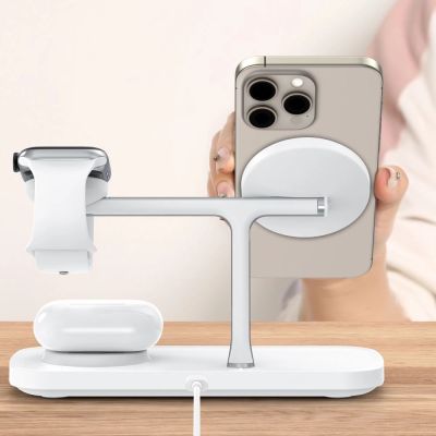 8. Ładowarka bezprzewodowa Tech-Protect QI15W-A45 3w1 z MagSafe do urządzeń Apple - biała
