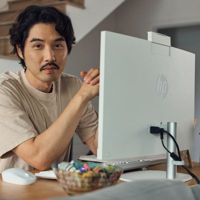 15. HP AiO 24-cr0334nw Ryzen 7 7730U 23.8"FHD IPS 250nits AG 16GB DDR4 3200 SSD512 Radeon Vega 8 LAN Cam1080p+IR NoOS Shell White 2Y