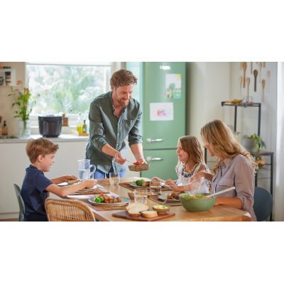 40. MultiCooker PHILIPS HD 2151/40
