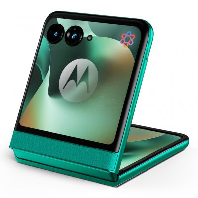 32. Motorola Razr 70 5G 256 GB Sporting Green