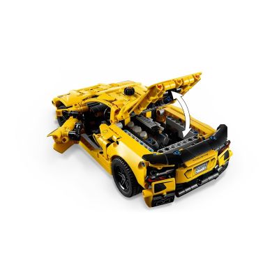 7. LEGO Technic 42205 - Chevrolet Corvette Stingray