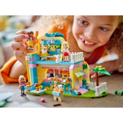 11. LEGO FRIENDS 42650 Sklep z akcesoriami dla zwierząt