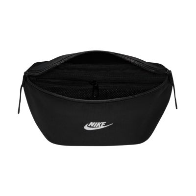 4. Saszetka Nike Heritage 2.0 czarna IB4371 010