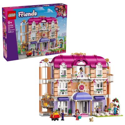 18. LEGO Friends 42704 - Grand Hotel w mieście Heartlake