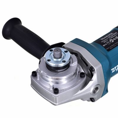 4. Makita GA900PT2 szlifierka kątowa 18V