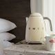 55. Smeg KLF03CREU czajnik elektryczny 1,7 l 2400 W Kremowy