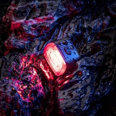 7. Lampka rowerowa tylna Rockbros Q2S LED z inteligentnym systemem stop + kabel USB-C - USB-A - czarna