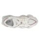8. Buty sportowe New Balance U9060EEJ