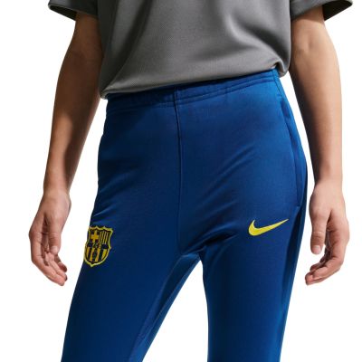7. Dres dla dzieci Nike FC Barcelona Strike ciemnoniebieski FZ1414 431