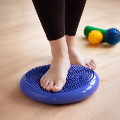 4. Poduszka sensoryczna Wozinsky WPSD-01 rehabilitacyjna jeżyk - niebieska