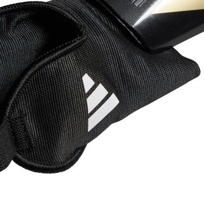 3. Ochraniacze piłkarskie adidas Tiro Match Club IP3997