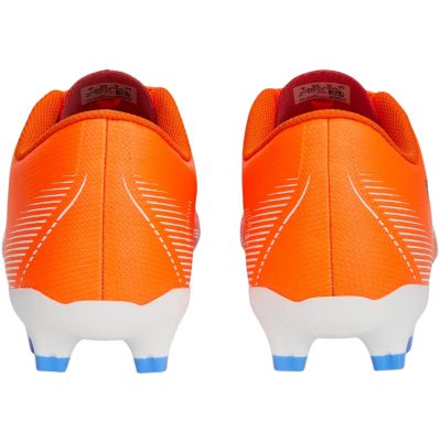 9. Buty piłkarskie Puma Ultra Play FG/AG M 107224 01