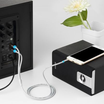 4. Kabel audio 3,5 mm męski na 2RCA męski 2 m czarny