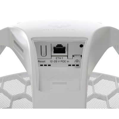 2. Router Mikrotik WRL LHG WIFI6/LHG-5AXD