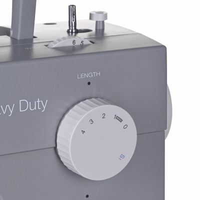 6. Maszyna do szycia Singer SMC 4423/00