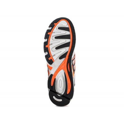 12. Buty adidas Response CL M FX6164