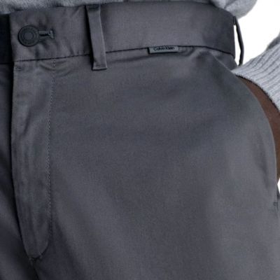 10. Spodnie Calvin Klein Chino Satin Stretch Slim M K10K110963