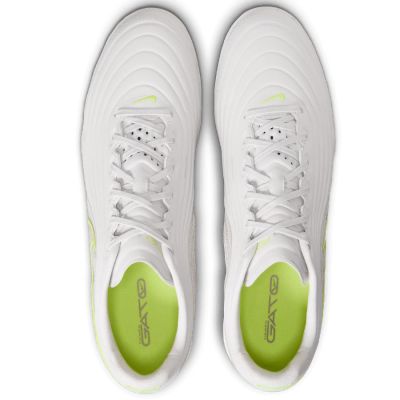 3. Buty Nike Tiempo Reactgato IC HQ3159-001