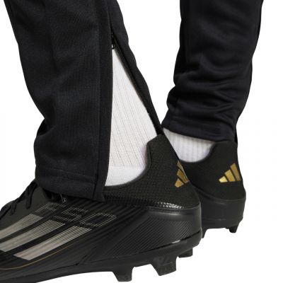 6. Spodnie adidas Squadra 25 Training M JE2782