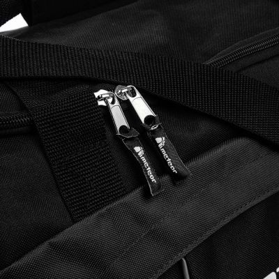 Torba Meteor doskonale sprawdzi się na trening lub jako bagaż podręczny.