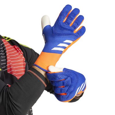 2. Rękawice adidas Predator Pro PC IX3869