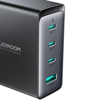 10. Ładowarka GaN UK Joyroom JR-TCG05UK 140W 3x USB-C USB-A + kabel USB-C / USB-C 240W 1.2m