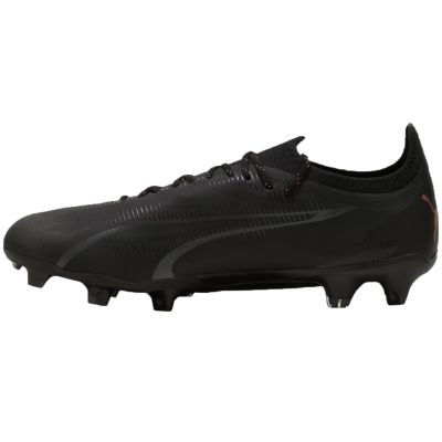 8. Buty piłkarskie Puma Ultra Ultimate FG/AG M 107744 02