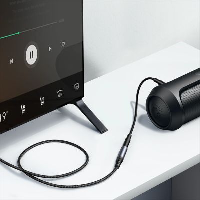 9. Joyroom kabel audio stereo AUX 3,5 mm mini jack(męski) - mini jack(żeński) 1.2 m czarny (SY-A09)