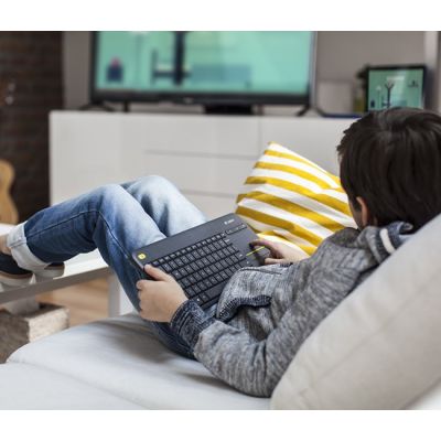 6. Klawiatura Logitech K400 920-007145 (USB 2.0; kolor czarny