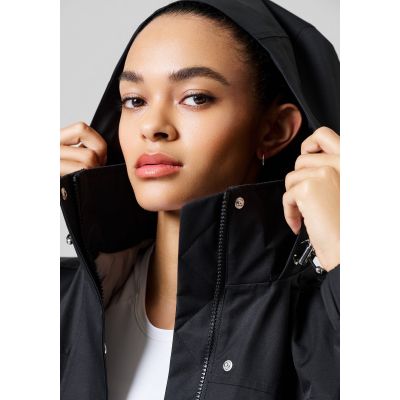 5. Parka przeciwdeszczowa damska CASALL Light Padded Rain Parka czarny