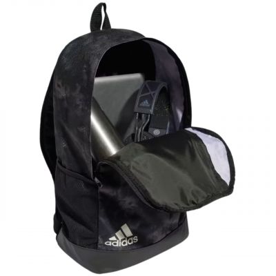 4. Plecak adidas Linear Graphic IS3783
