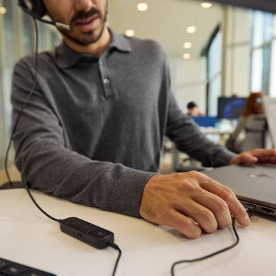 75. Słuchawki przewodowe HP Poly Mission 615 Monaural USB Wired Headset