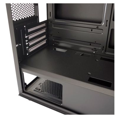 9. LC-Power 2016MB Micro Tower Czarny
